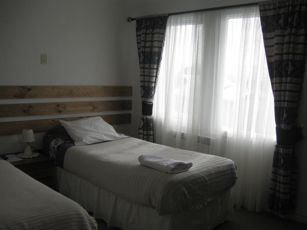 Hostal Yemel Puerto Natales Oda fotoğraf