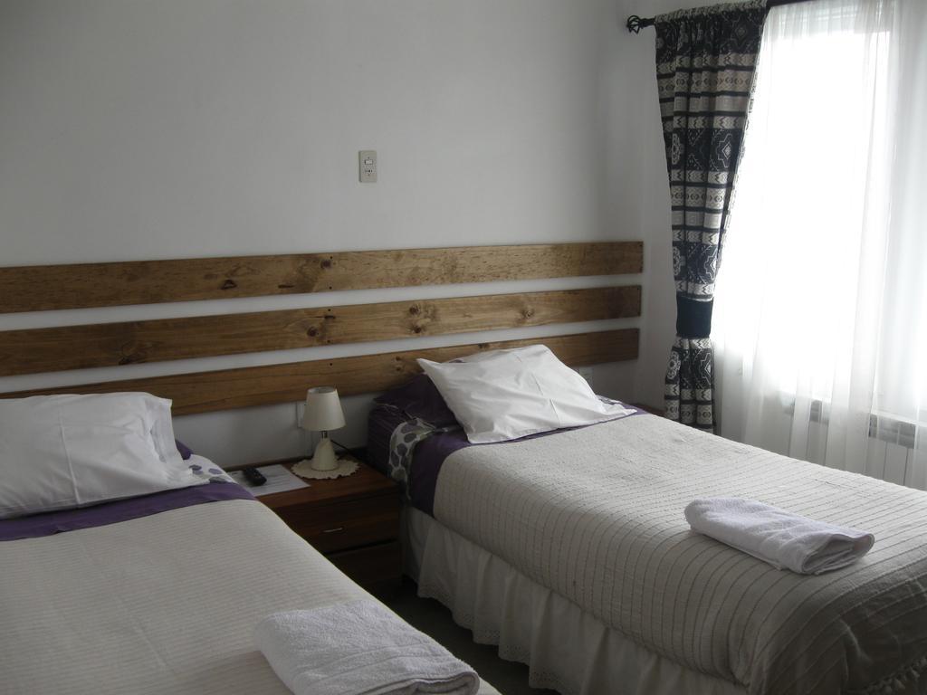 Hostal Yemel Puerto Natales Oda fotoğraf