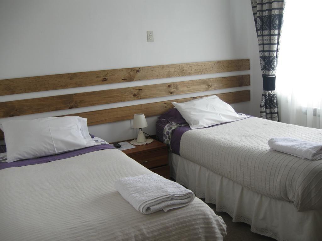 Hostal Yemel Puerto Natales Oda fotoğraf