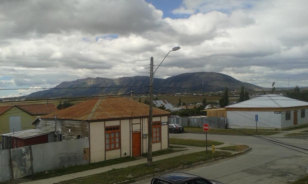 Hostal Yemel Puerto Natales Dış mekan fotoğraf